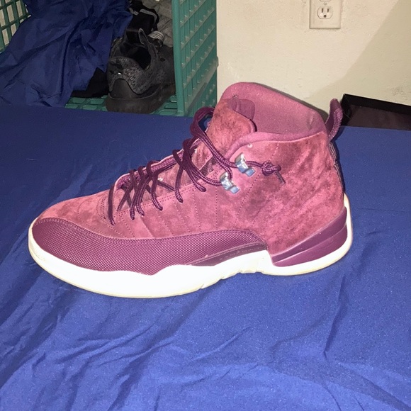 Jordan 12 Bordeaux - Picture 1 of 4